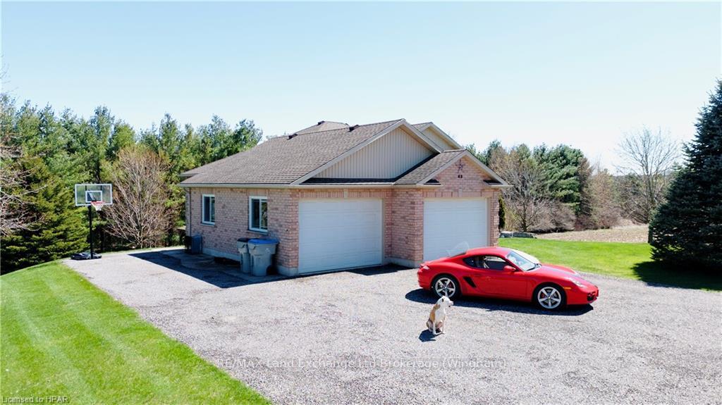 Photo 5 of 49 Corbett Drive, Morris Turnberry, Belgrave — HOMEH