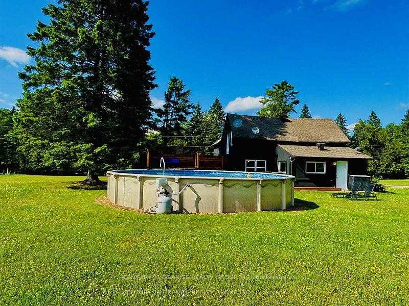 Photo 37 of 1221 Bay Lake Road, Faraday — HOMEH