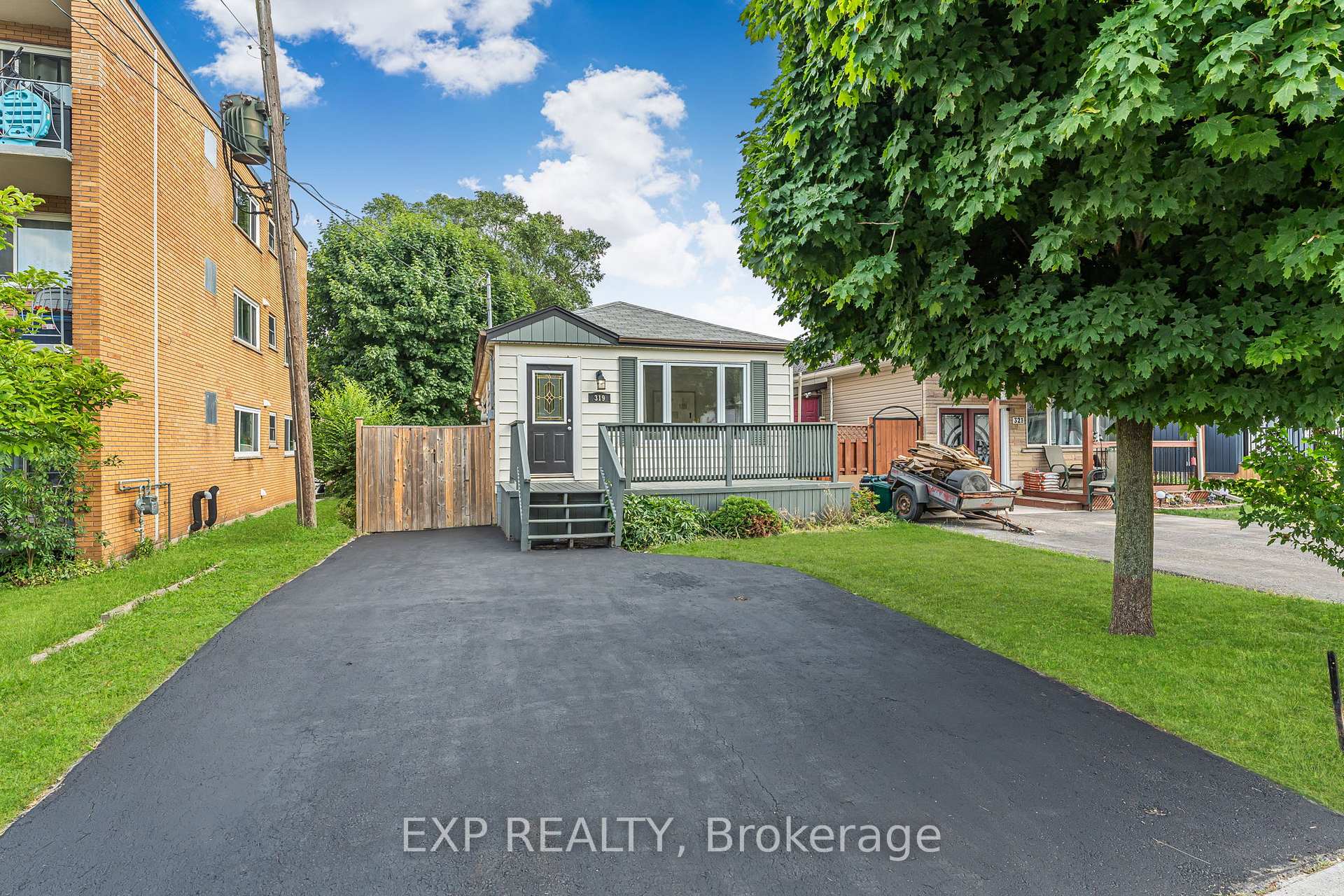 Photo 1 of 319 East 28th Street, Hamilton, Burkholme — HOMEH