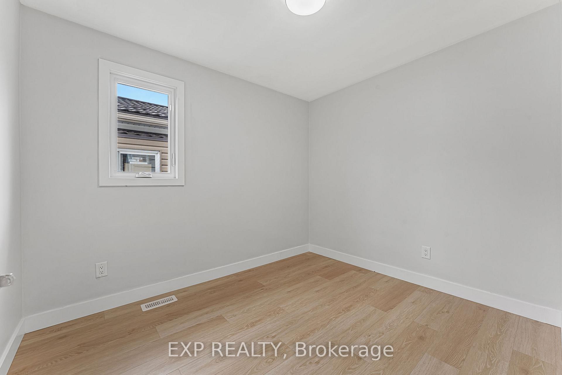 Photo 6 of 319 East 28th Street, Hamilton, Burkholme — HOMEH