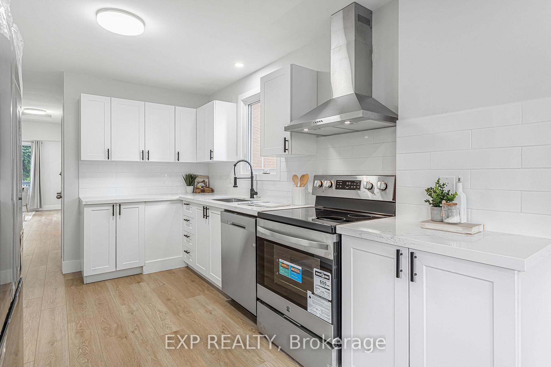 Photo 8 of 319 East 28th Street, Hamilton, Burkholme — HOMEH
