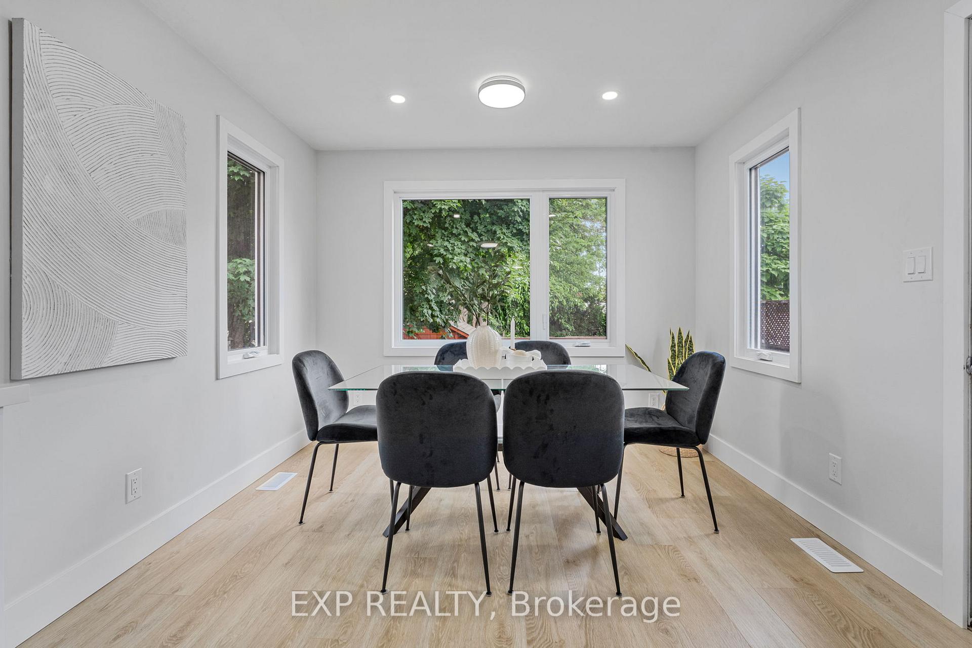 Photo 9 of 319 East 28th Street, Hamilton, Burkholme — HOMEH