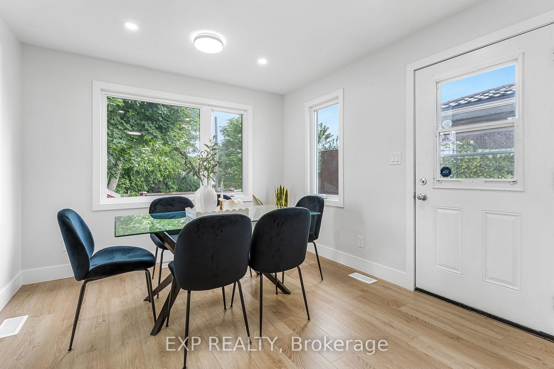 Photo 10 of 319 East 28th Street, Hamilton, Burkholme — HOMEH