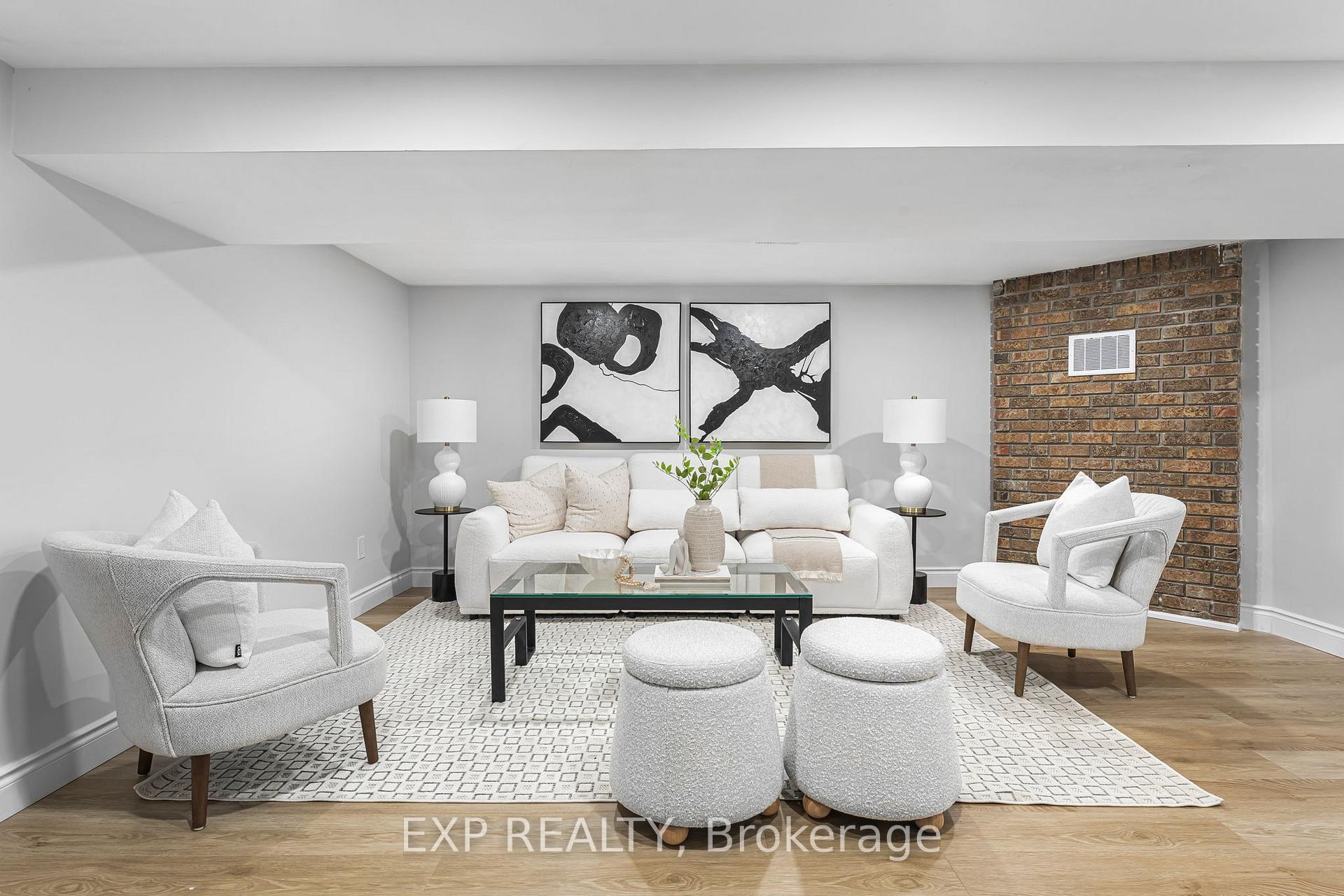 Photo 12 of 319 East 28th Street, Hamilton, Burkholme — HOMEH