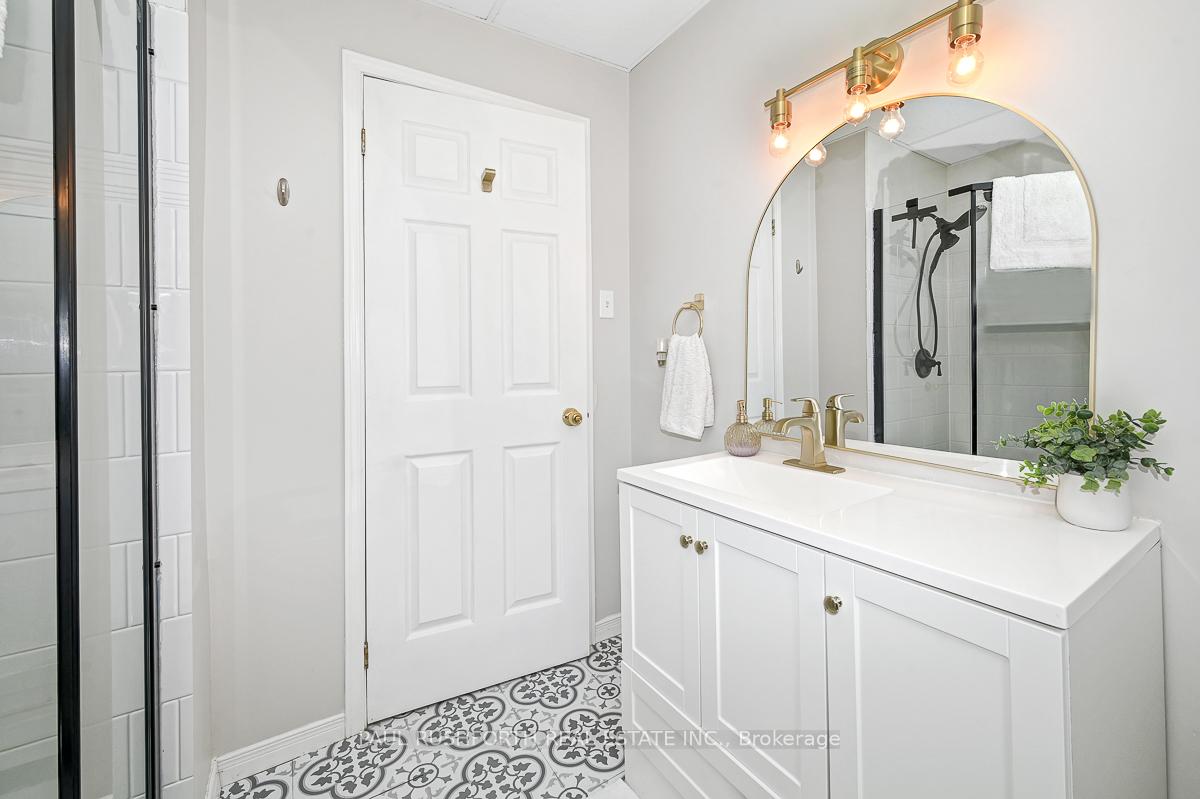 Photo 21 of 1084 Bayview Drive, Ottawa, Constance Bay — HOMEH