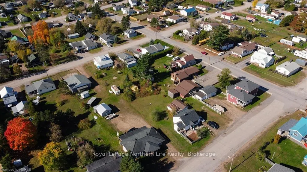 Photo 16 of 541 Brydges Street, Mattawa — HOMEH