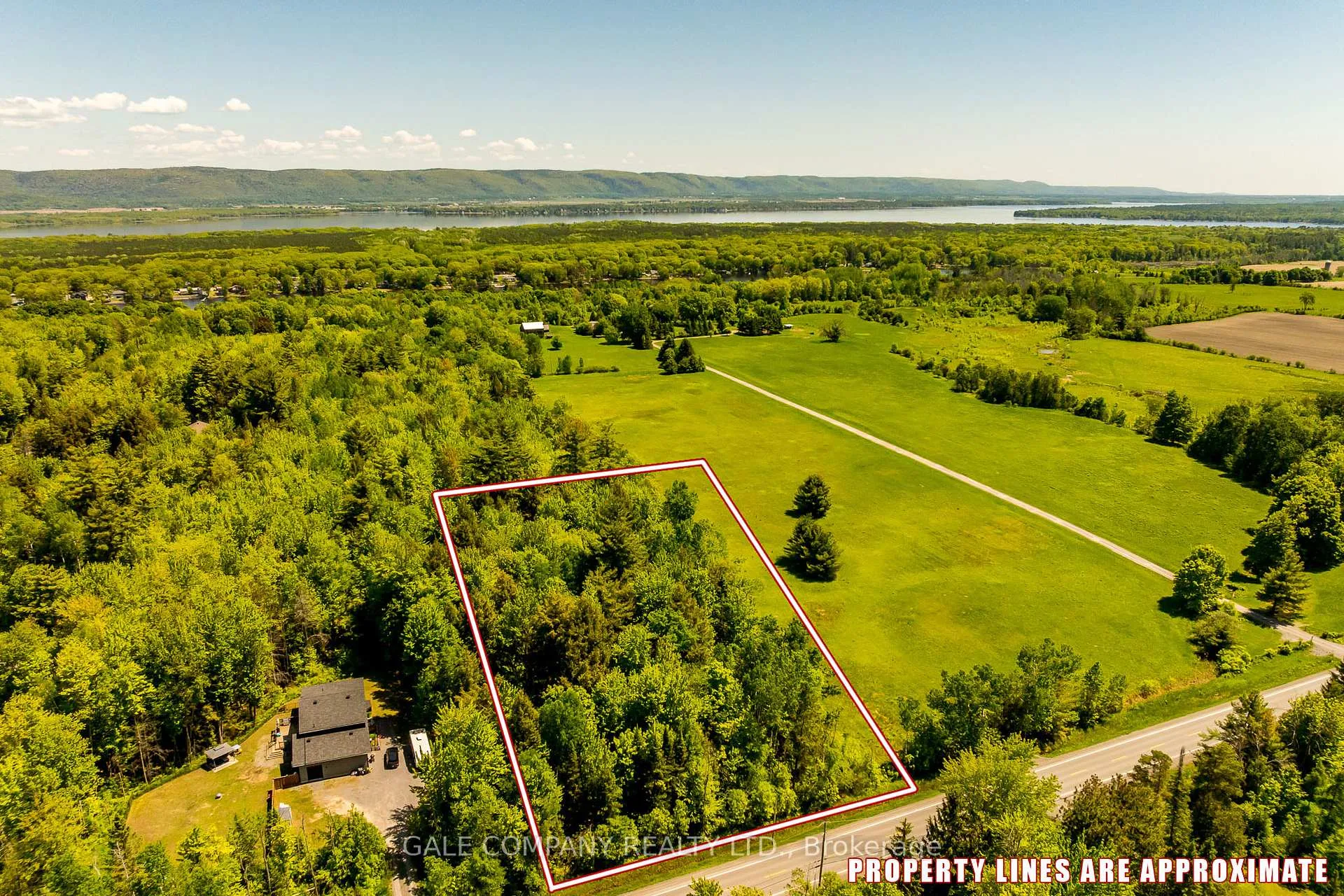Photo 1 of 4475 Dunrobin Road, Ottawa, Constance Bay — HOMEH