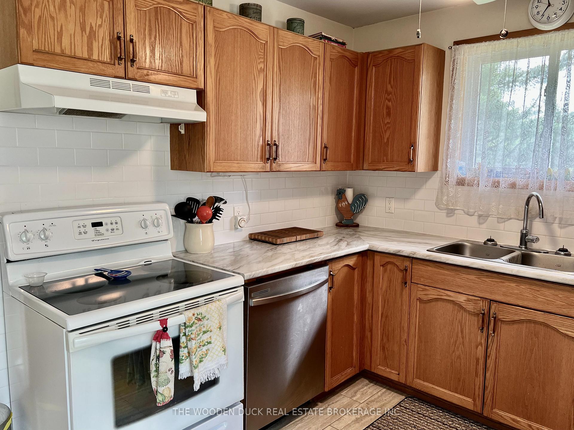 Photo 11 of 1044 County 40 Road, Douro-Dummer — HOMEH