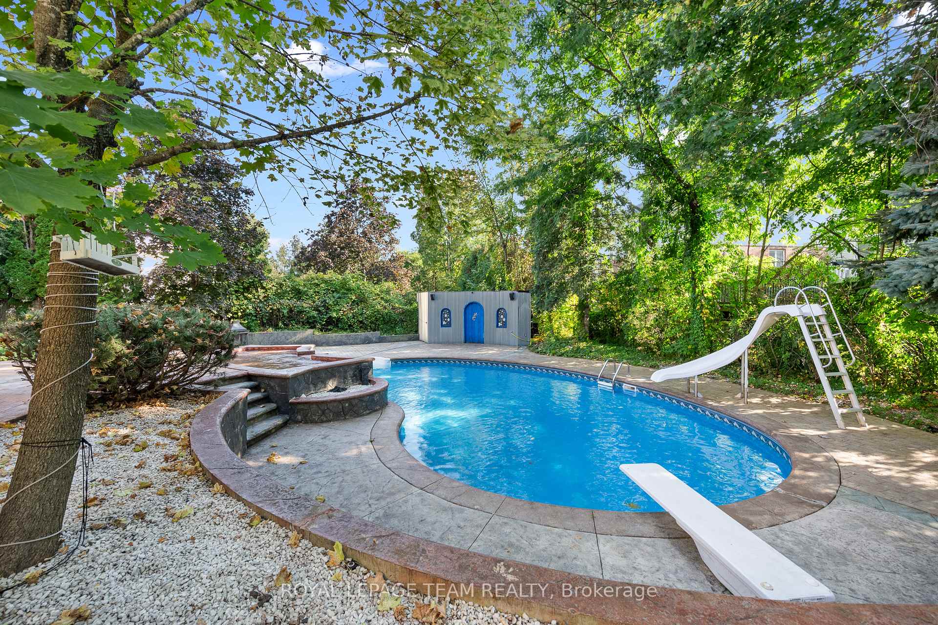 Photo 38 of 6 Cypress Gardens, Ottawa, Stittsville (South) — HOMEH