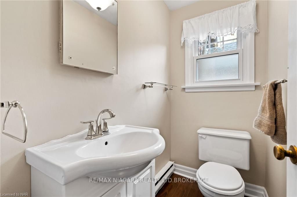 Photo 13 of 46 George Street, St. Catharines, Downtown — HOMEH