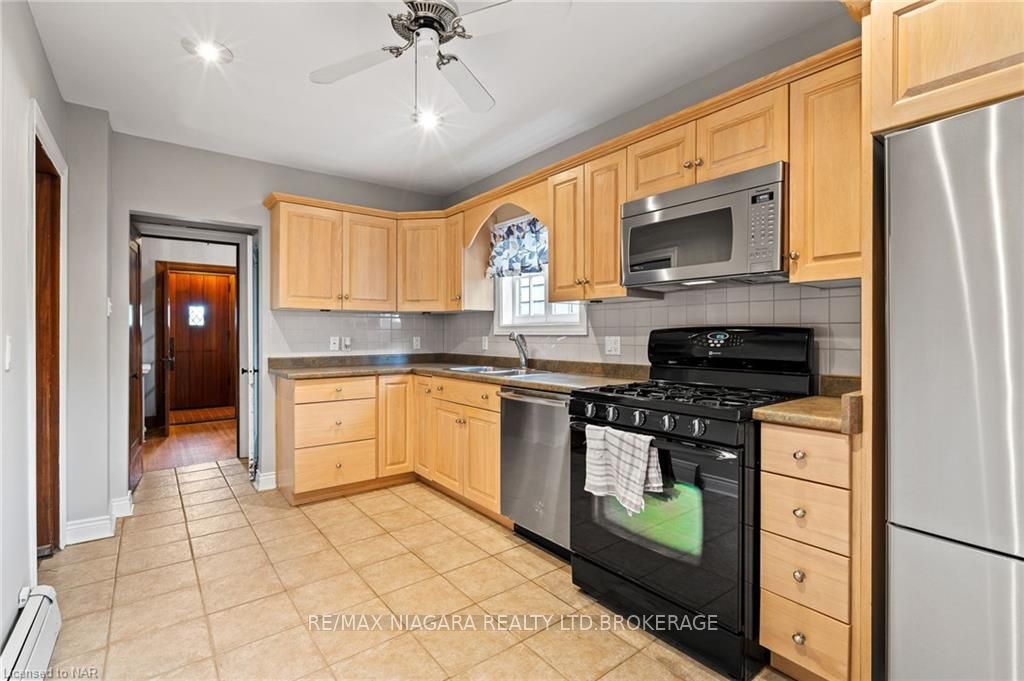 Photo 18 of 46 George Street, St. Catharines, Downtown — HOMEH
