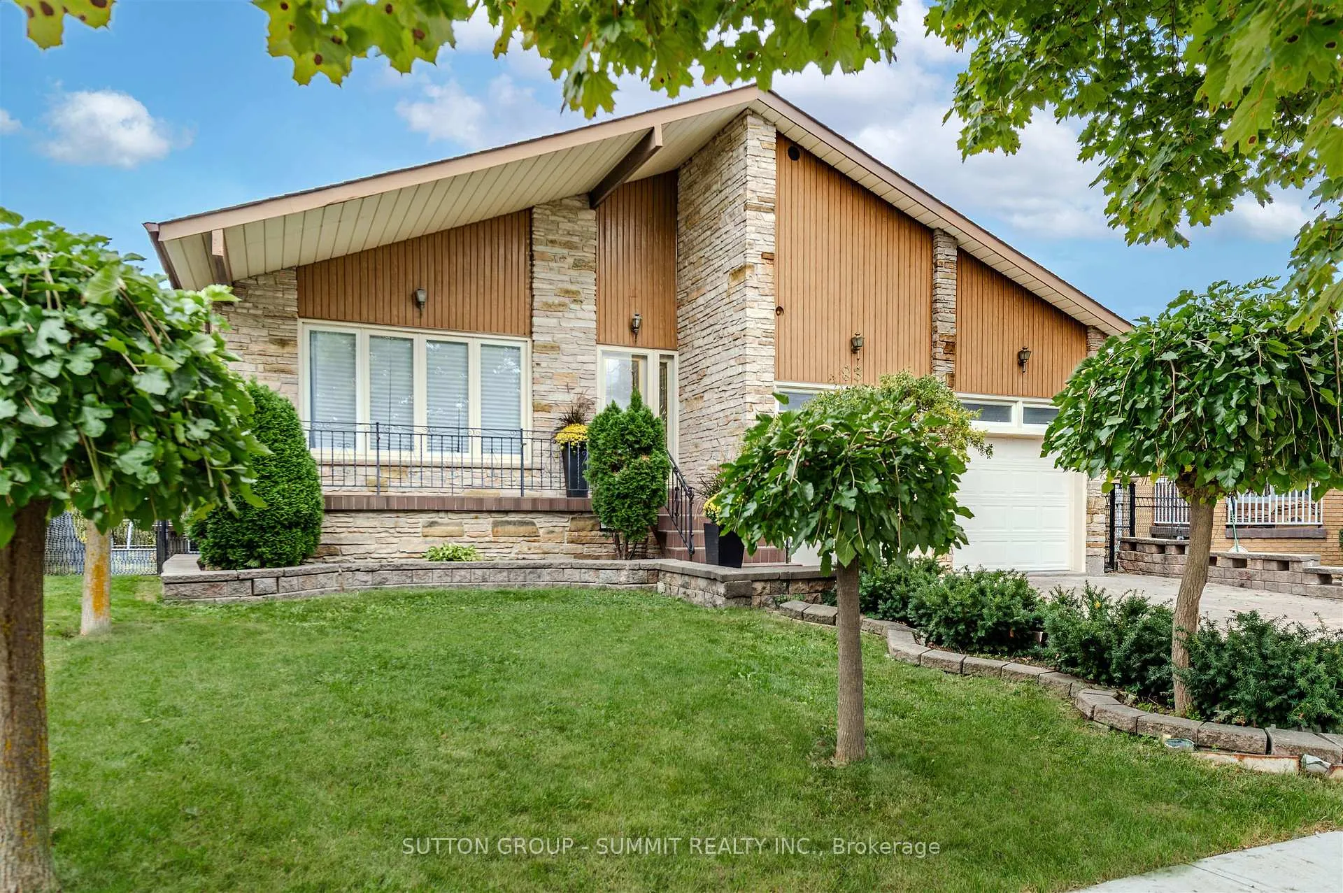 Photo 1 of 83 Curtis Drive, Brampton, Brampton South — HOMEH
