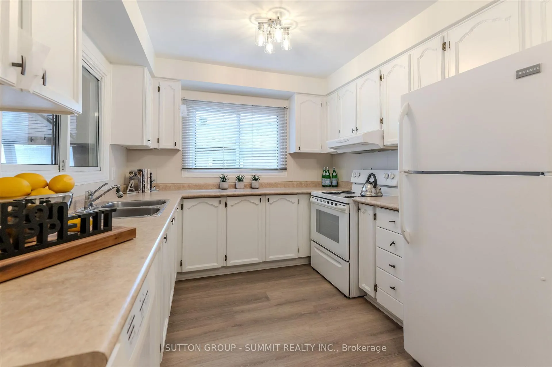 Photo 16 of 83 Curtis Drive, Brampton, Brampton South — HOMEH