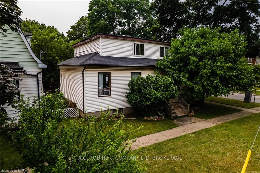 Photo 2 of 27 Fitzgerald Street, St. Catharines, Downtown — HOMEH