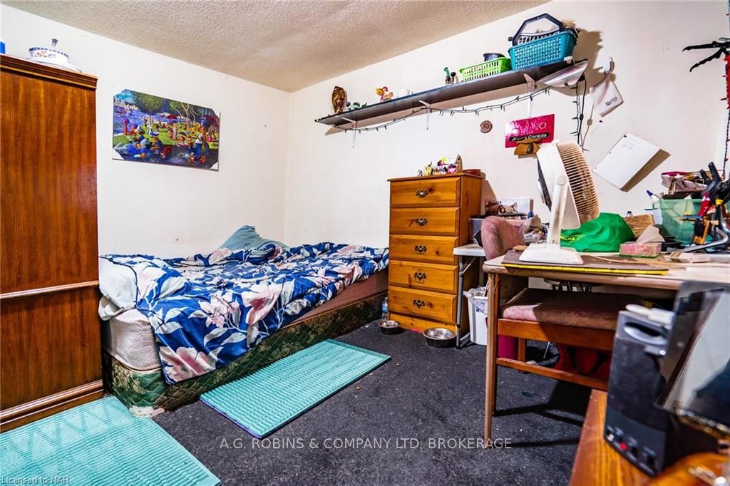 Photo 11 of 27 Fitzgerald Street, St. Catharines, Downtown — HOMEH