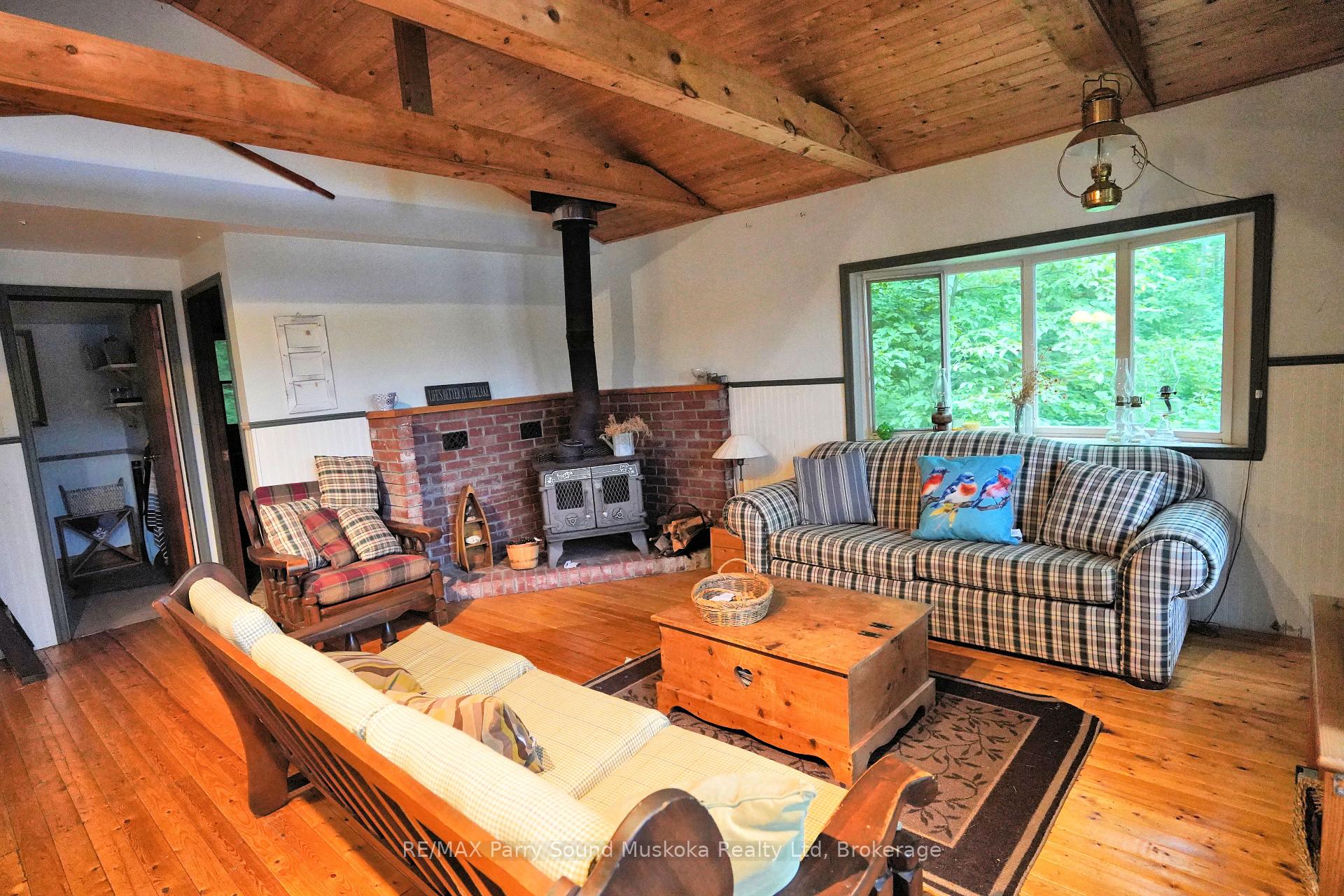 Photo 8 of Unit W/A, 329 Healey Lake, The Archipelago, Archipelago South — HOMEH