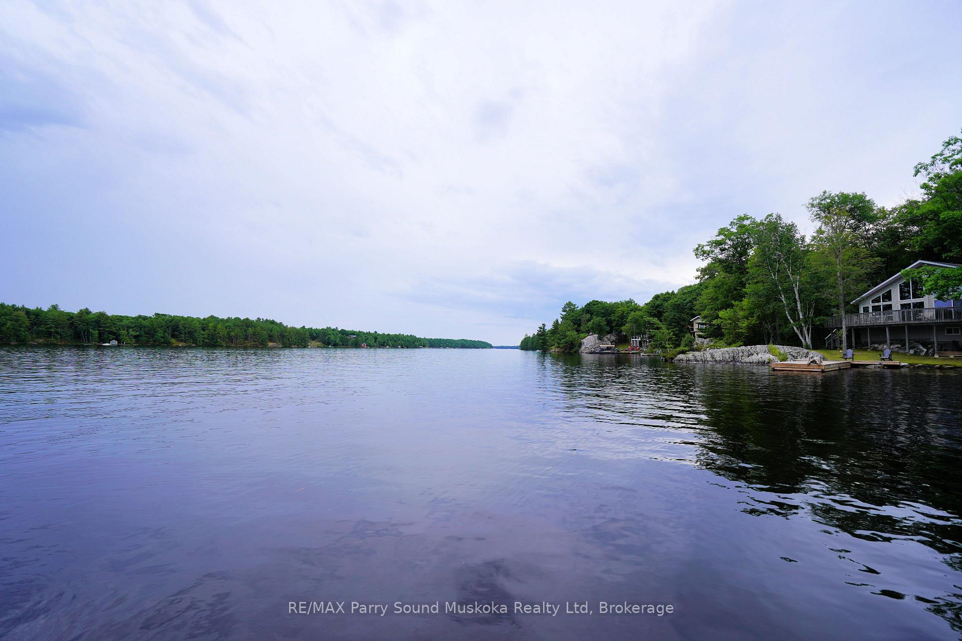 Photo 23 of Unit W/A, 329 Healey Lake, The Archipelago, Archipelago South — HOMEH