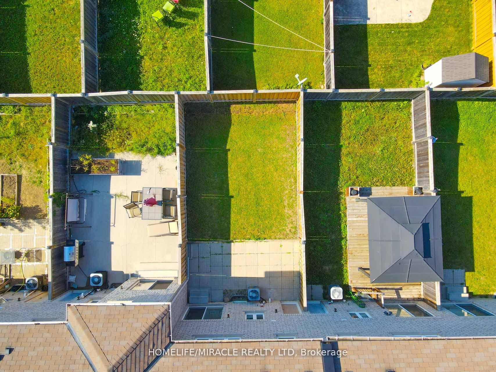 Photo 18 of 69 Teal Crest Circle, Brampton, Credit Valley — HOMEH