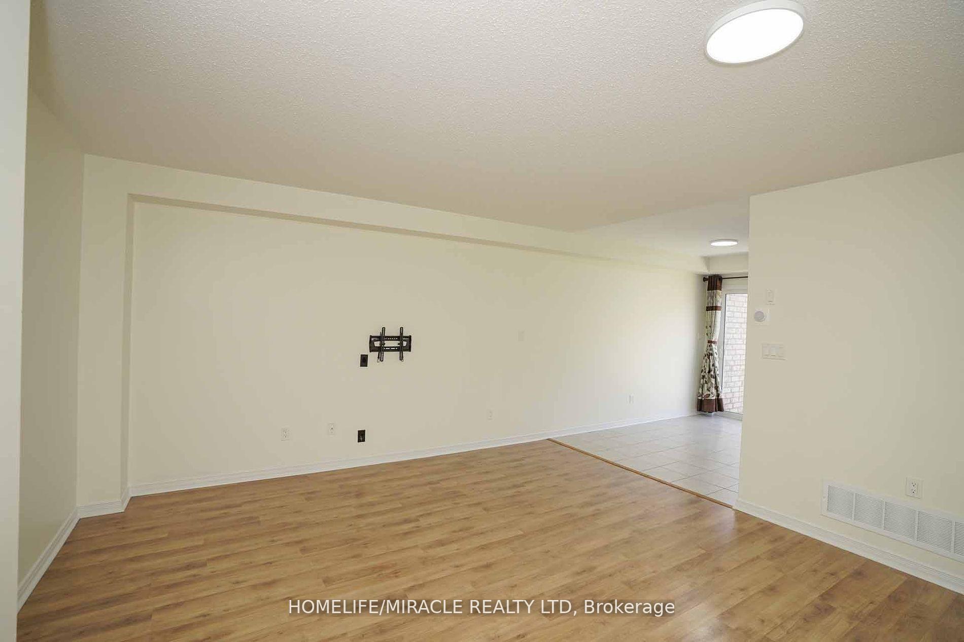Photo 23 of 69 Teal Crest Circle, Brampton, Credit Valley — HOMEH