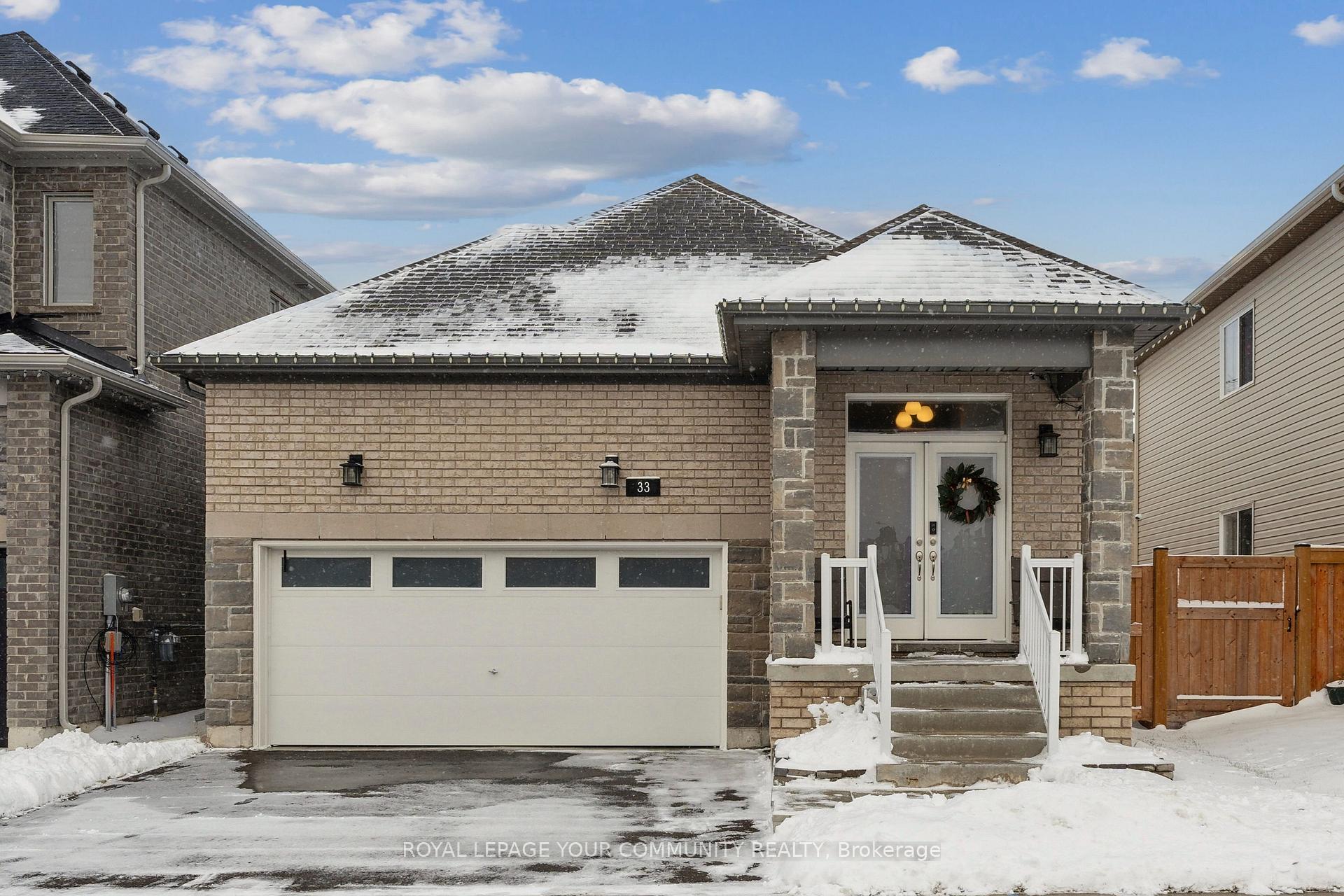 Photo 1 of 33 Mabern Street, Barrie, Rural Barrie Southwest — HOMEH