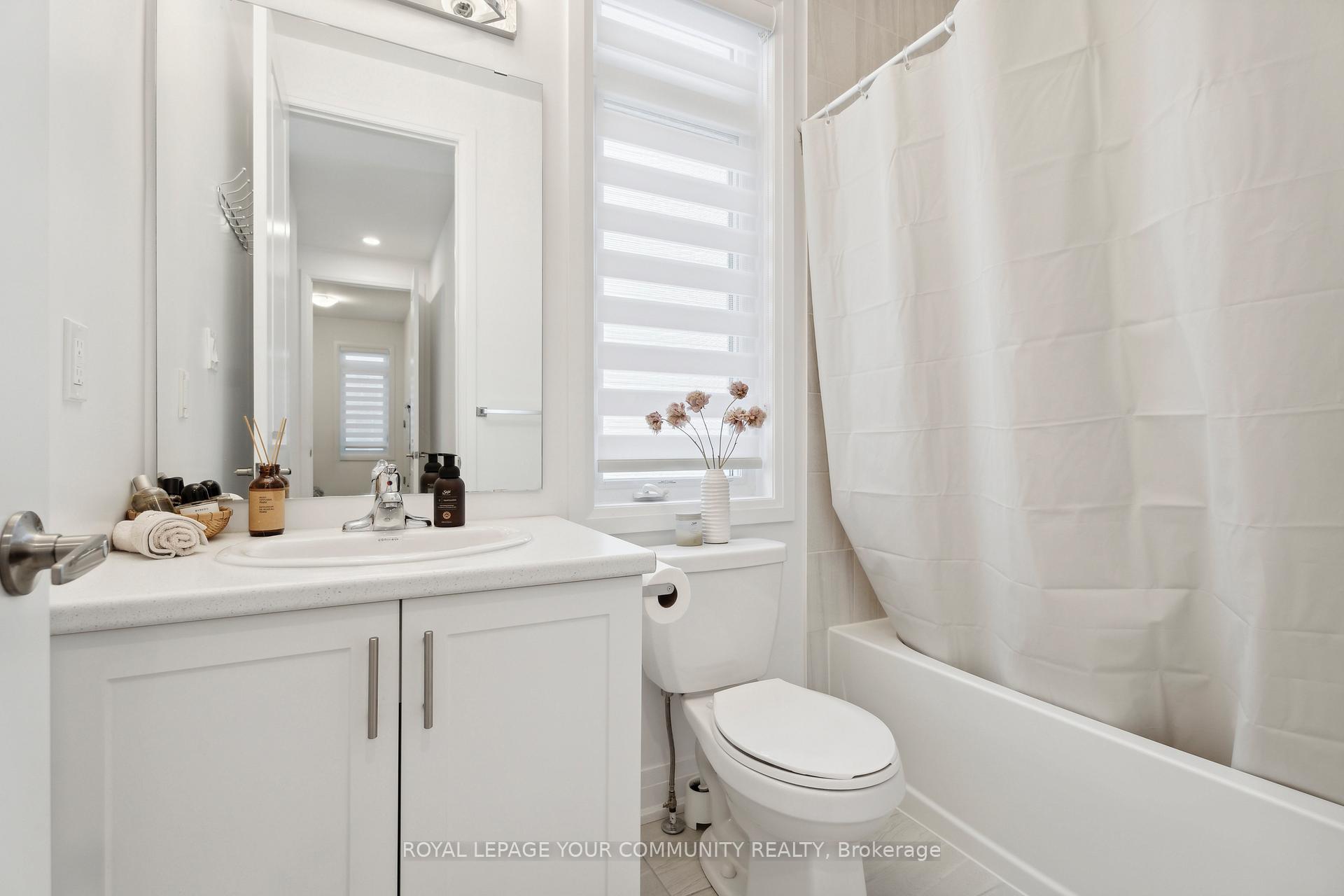 Photo 24 of 33 Mabern Street, Barrie, Rural Barrie Southwest — HOMEH