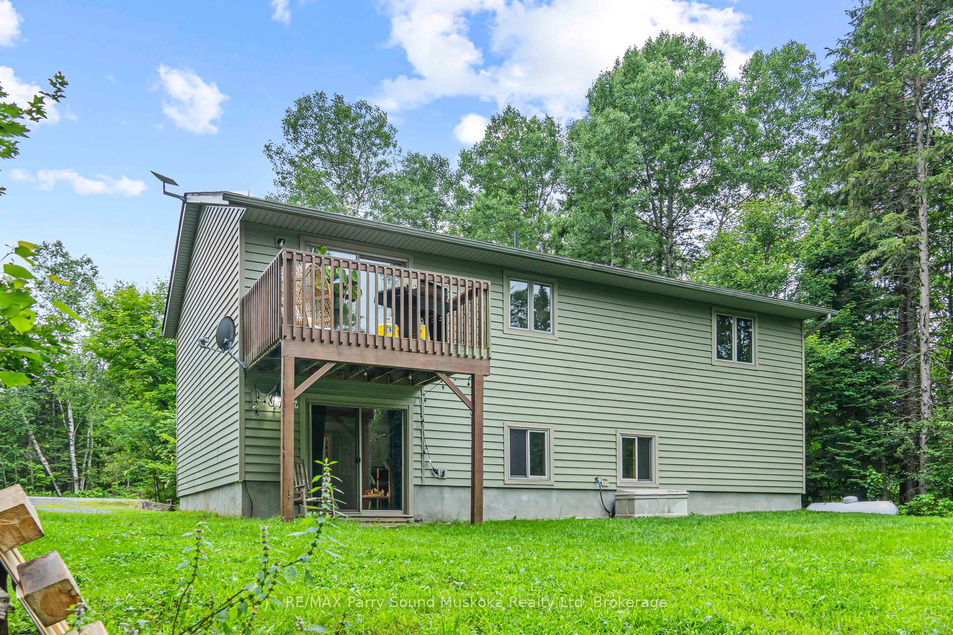 Photo 2 of 312 Centre Road, McKellar — HOMEH
