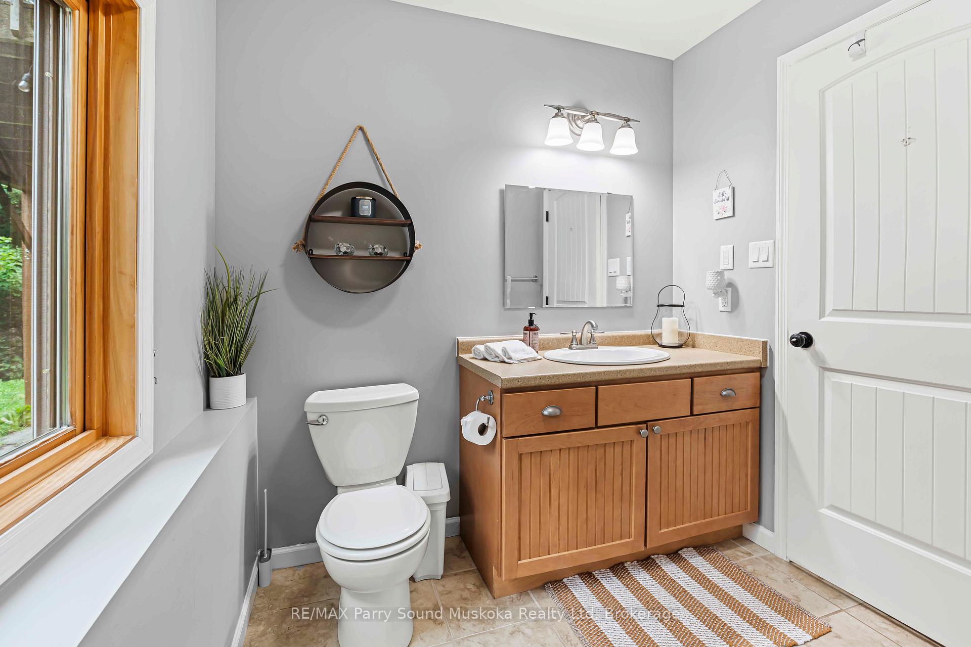 Photo 13 of 312 Centre Road, McKellar — HOMEH