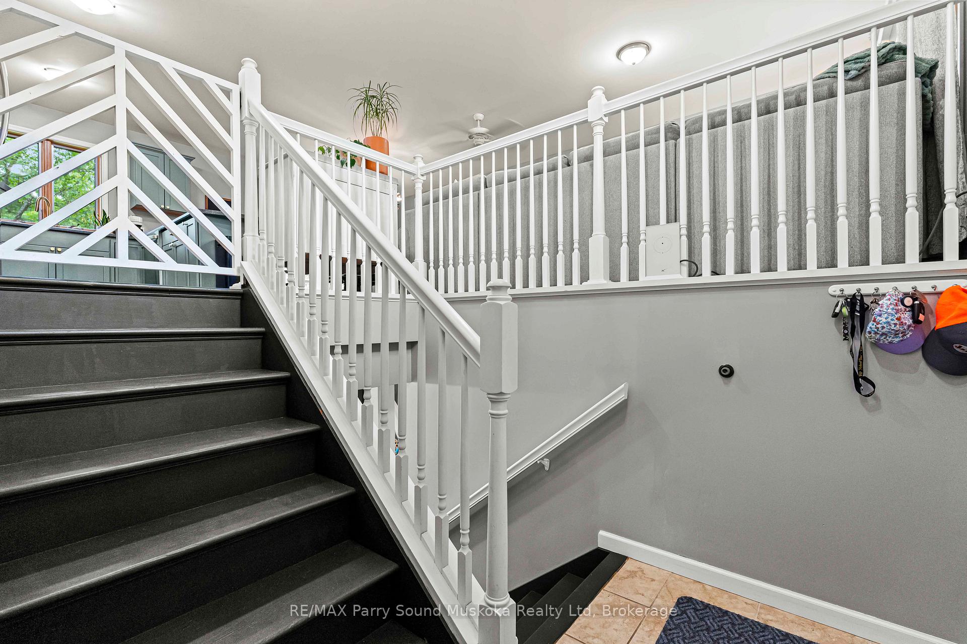 Photo 20 of 312 Centre Road, McKellar — HOMEH