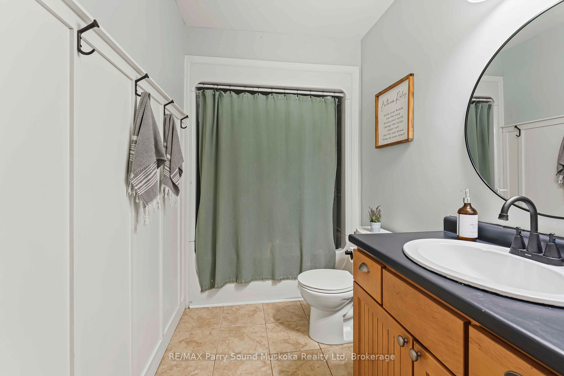 Photo 41 of 312 Centre Road, McKellar — HOMEH