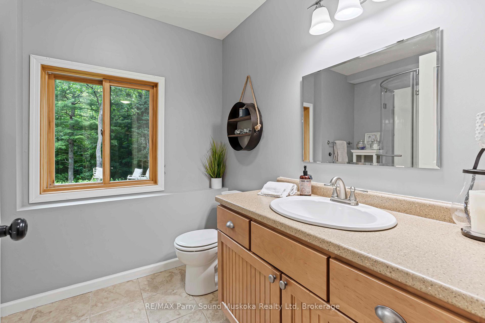 Photo 42 of 312 Centre Road, McKellar — HOMEH