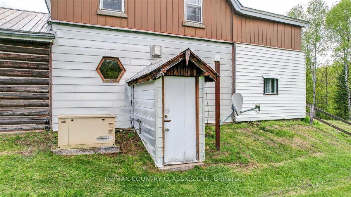 Photo 31 of 1908 Lower Faraday Road, Faraday — HOMEH
