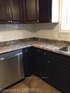 Photo 20 of 102 Elma Street, St. Catharines, Lakeport — HOMEH