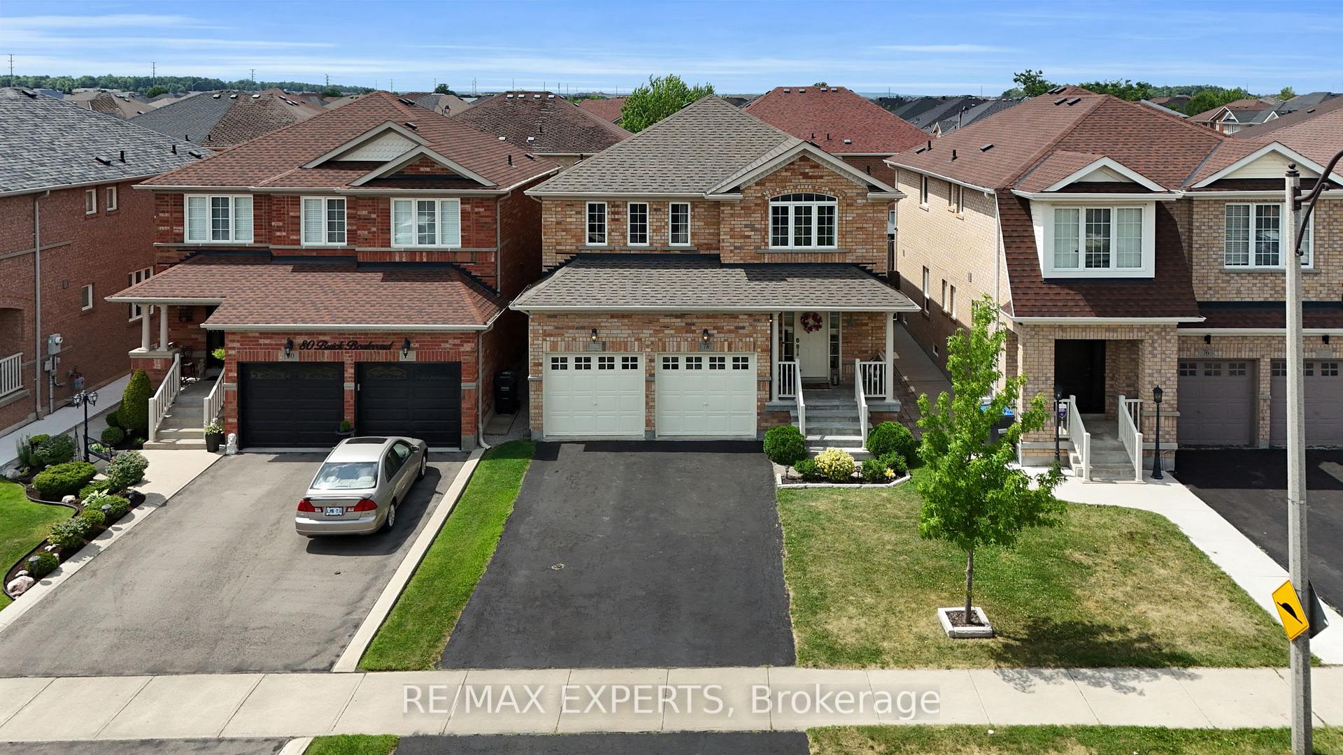 Photo 7 of 78 Buick Boulevard, Brampton, Fletcher's Meadow — HOMEH
