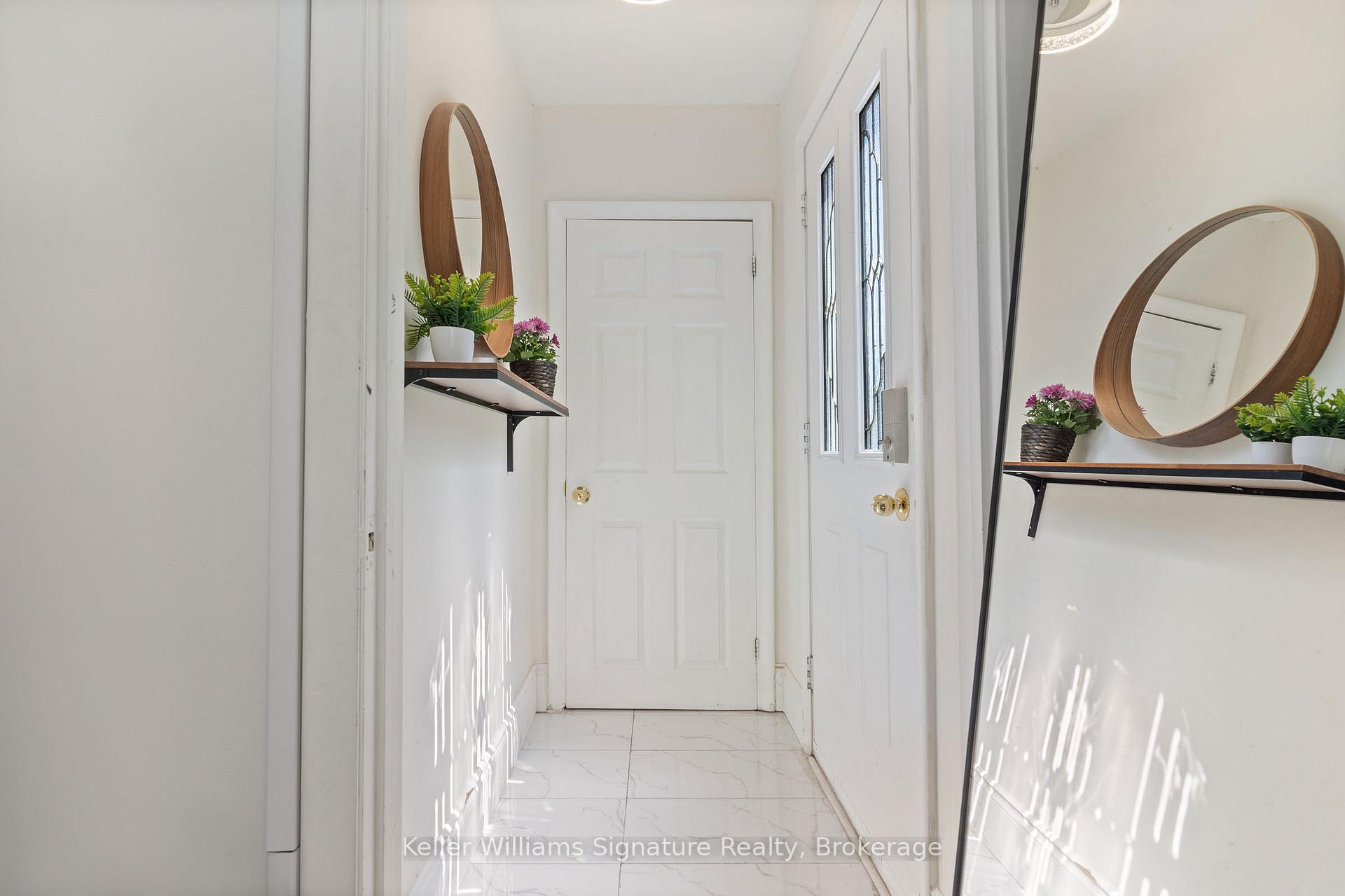 Photo 5 of 42 West 4th Street, Hamilton, Bonnington — HOMEH
