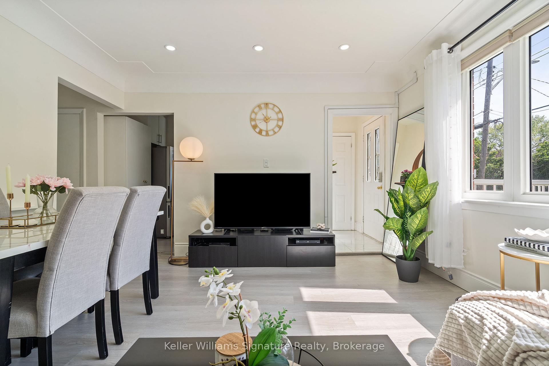 Photo 12 of 42 West 4th Street, Hamilton, Bonnington — HOMEH