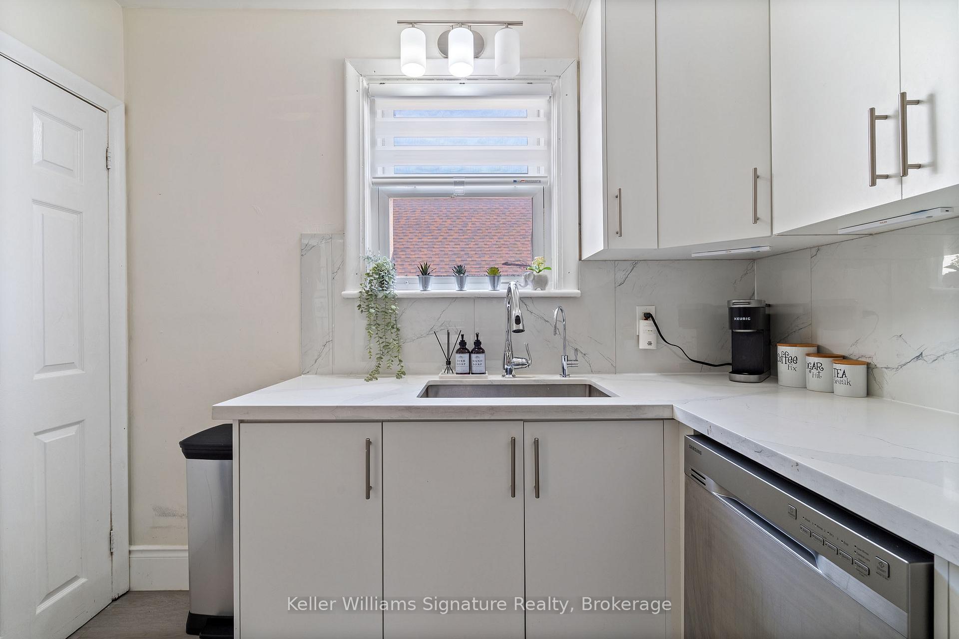 Photo 16 of 42 West 4th Street, Hamilton, Bonnington — HOMEH