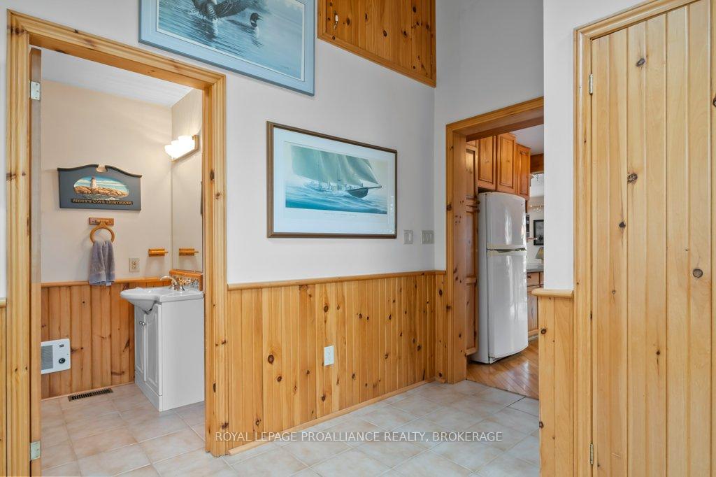 Photo 6 of 6058 Highway 96, Frontenac Islands, The Islands — HOMEH
