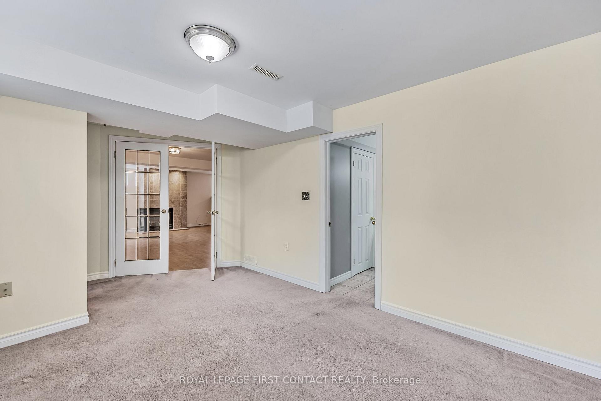 Photo 17 of 35 Bayshore Boulevard, Barrie, Bayshore — HOMEH