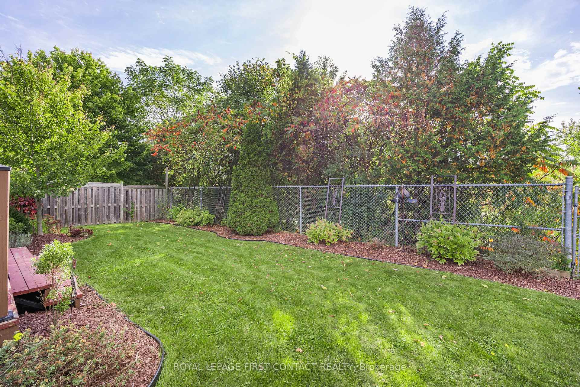 Photo 21 of 35 Bayshore Boulevard, Barrie, Bayshore — HOMEH