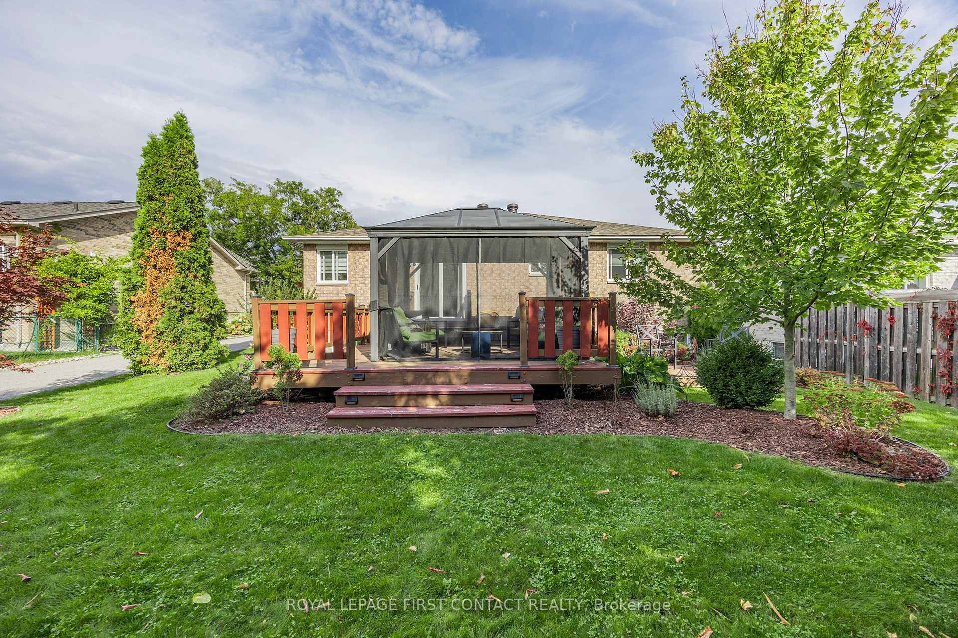 Photo 23 of 35 Bayshore Boulevard, Barrie, Bayshore — HOMEH
