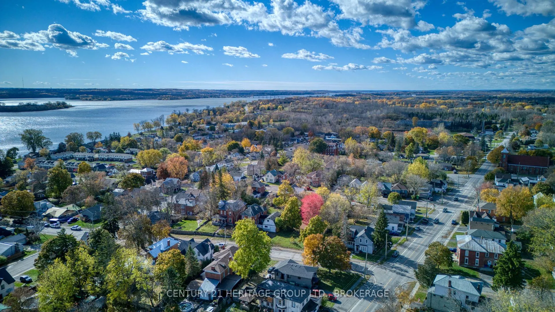 Photo 10 of 143 Green Street, Deseronto, Deseronto (Town) — HOMEH