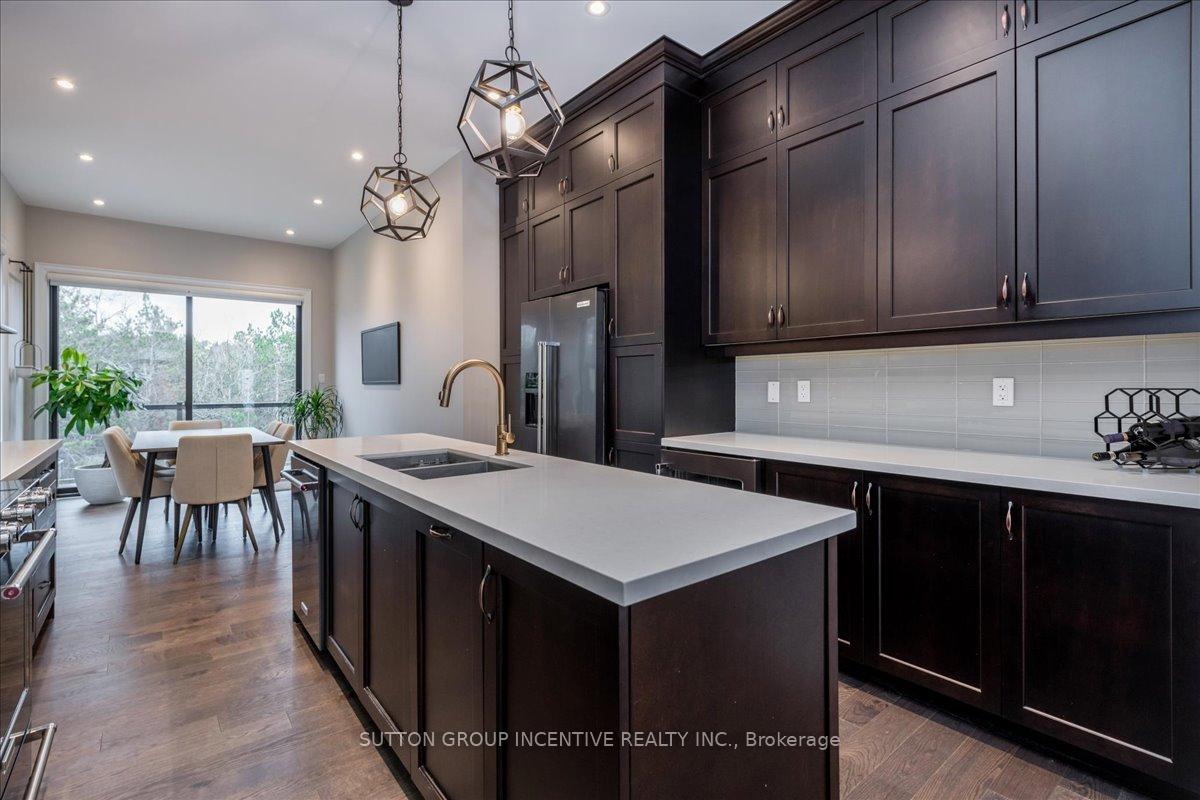 Photo 8 of 71 Muirfield Drive, Barrie, Ardagh — HOMEH
