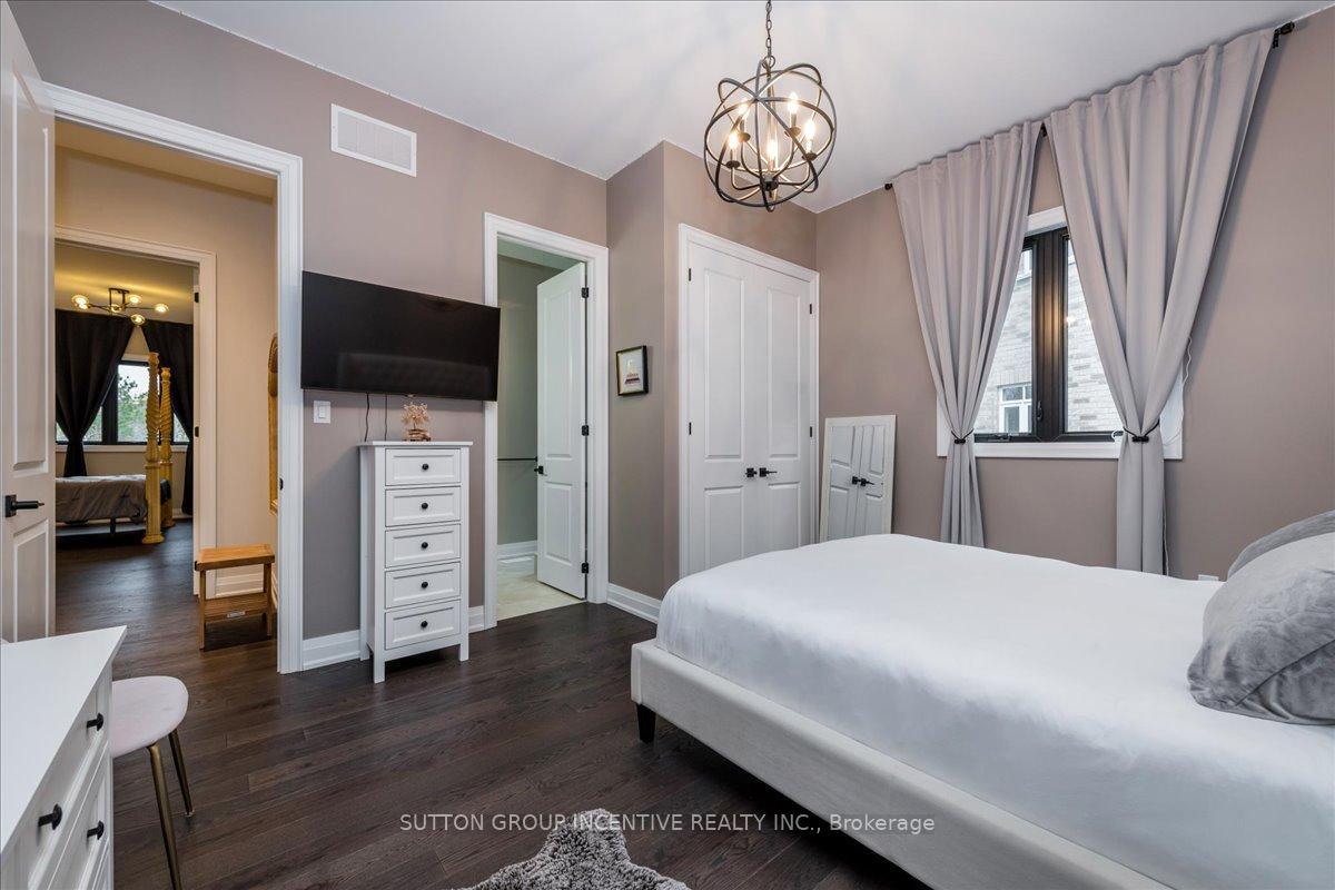 Photo 18 of 71 Muirfield Drive, Barrie, Ardagh — HOMEH