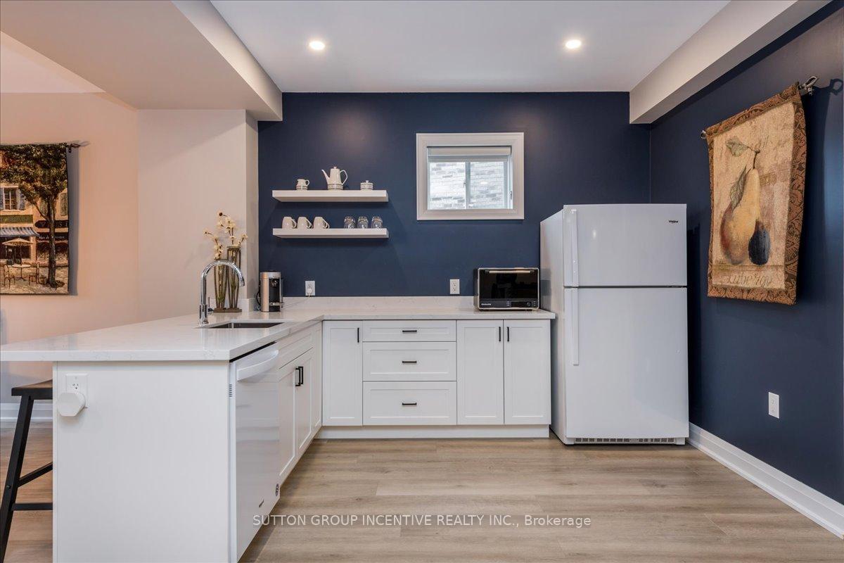 Photo 25 of 71 Muirfield Drive, Barrie, Ardagh — HOMEH