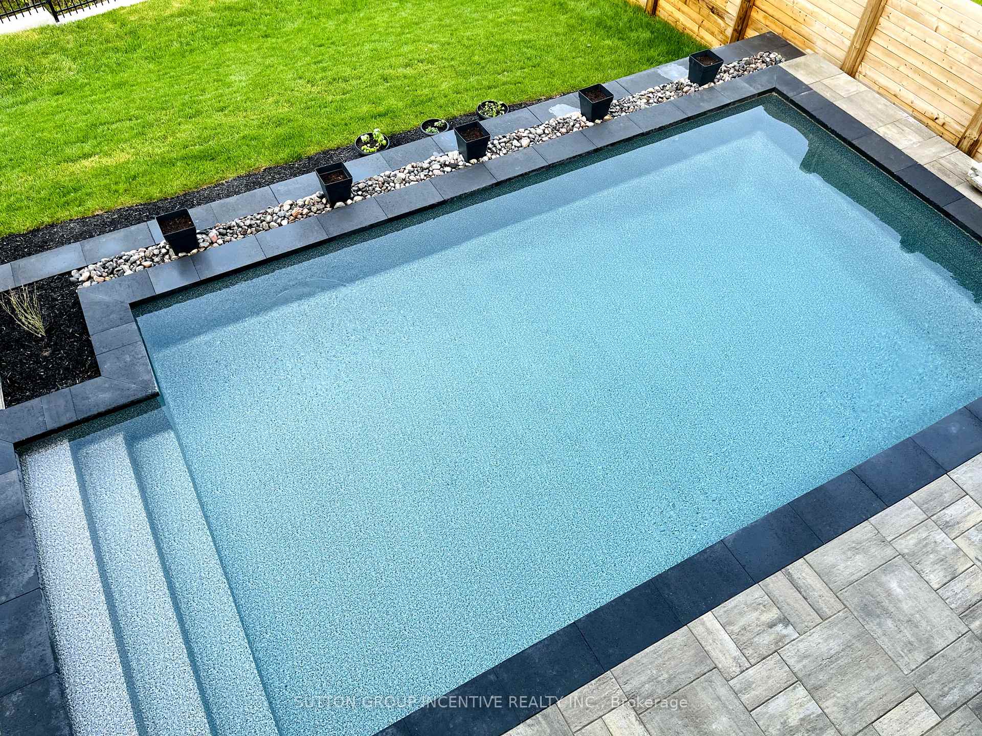 Photo 35 of 71 Muirfield Drive, Barrie, Ardagh — HOMEH