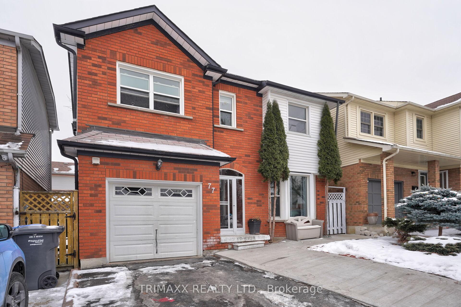 Photo 3 of 77 Stoneledge Circle N, Brampton, Sandringham-Wellington — HOMEH