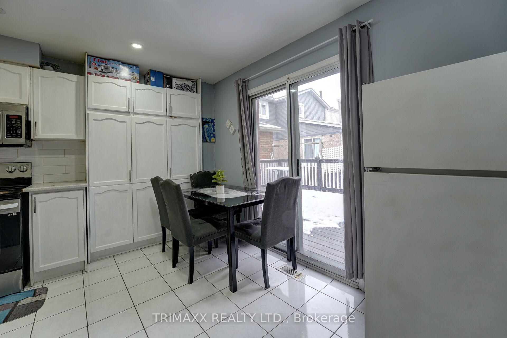 Photo 19 of 77 Stoneledge Circle N, Brampton, Sandringham-Wellington — HOMEH