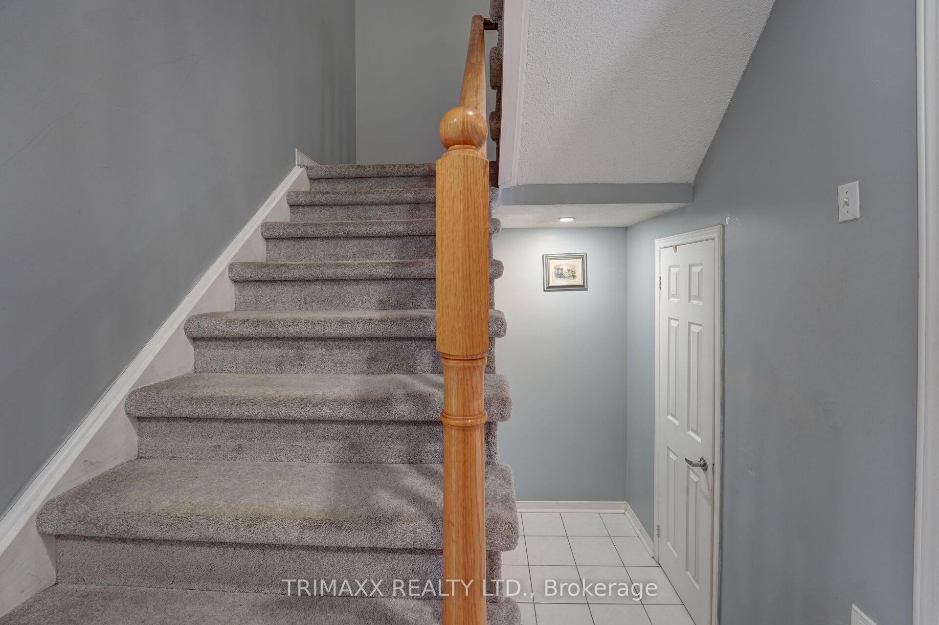 Photo 20 of 77 Stoneledge Circle N, Brampton, Sandringham-Wellington — HOMEH