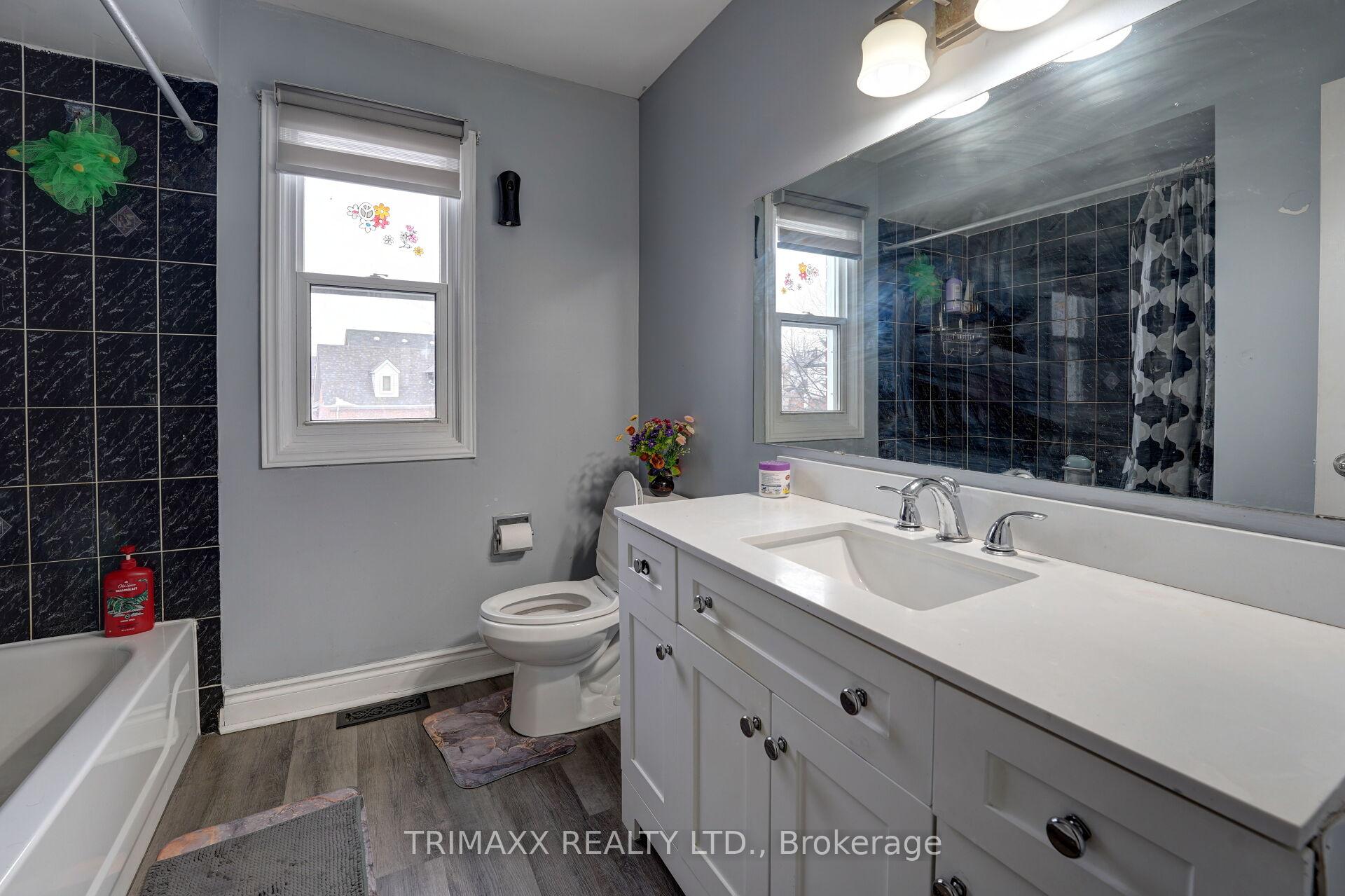 Photo 30 of 77 Stoneledge Circle N, Brampton, Sandringham-Wellington — HOMEH