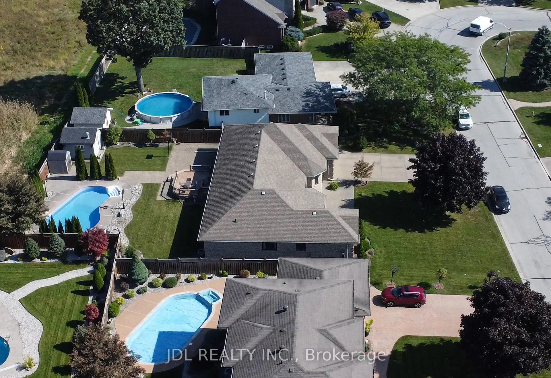 Photo 17 of 12356 Charlene Lane, Tecumseh — HOMEH